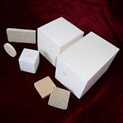 Porous/Compact Cordierite Honeycomb Monolith